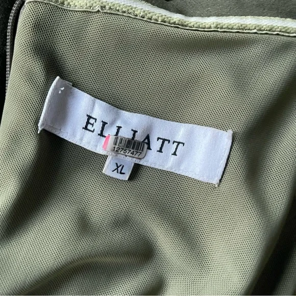 Elliatt Asymmetric One-Shoulder Midi Dress – Olive Green (XL) - Picture 6 of 10